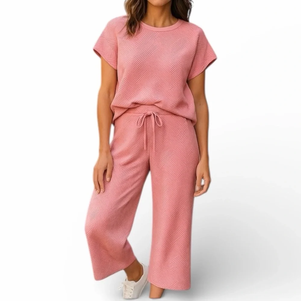 Patterned Cropped Pant & Top Set NWT - Picture 1 of 13